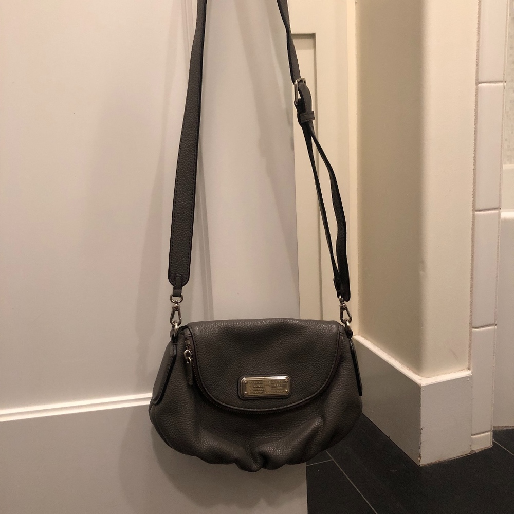 Grey Marc Jacobs crossbody bag